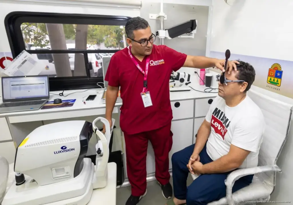 Caravanas de Salud brindan atención gratuita en Playa del Carmen