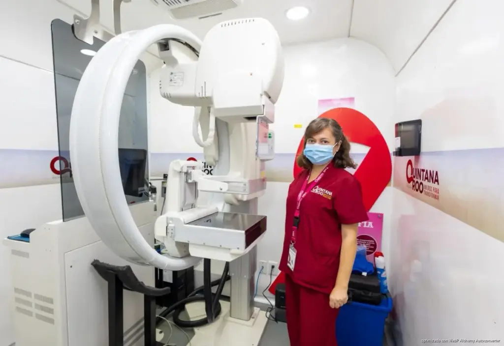 Caravanas de Salud brindan atención gratuita en Playa del Carmen