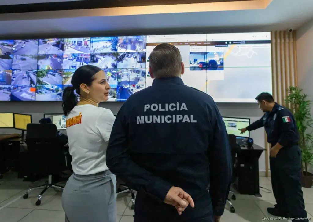 Bodycams refuerzan vigilancia en tiempo real sobre la policía en Playa del Carmen