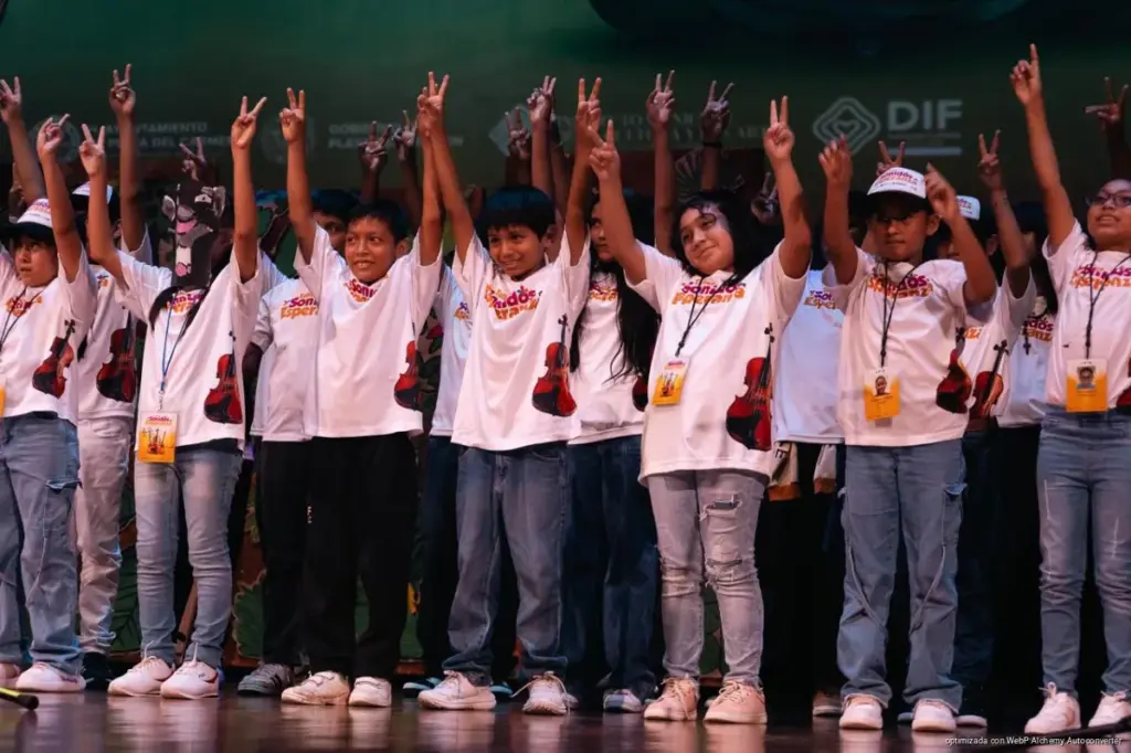 Gala artística cierra “Sonidos de Esperanza” con talleres y convivencia intergeneracional en Playa del Carmen