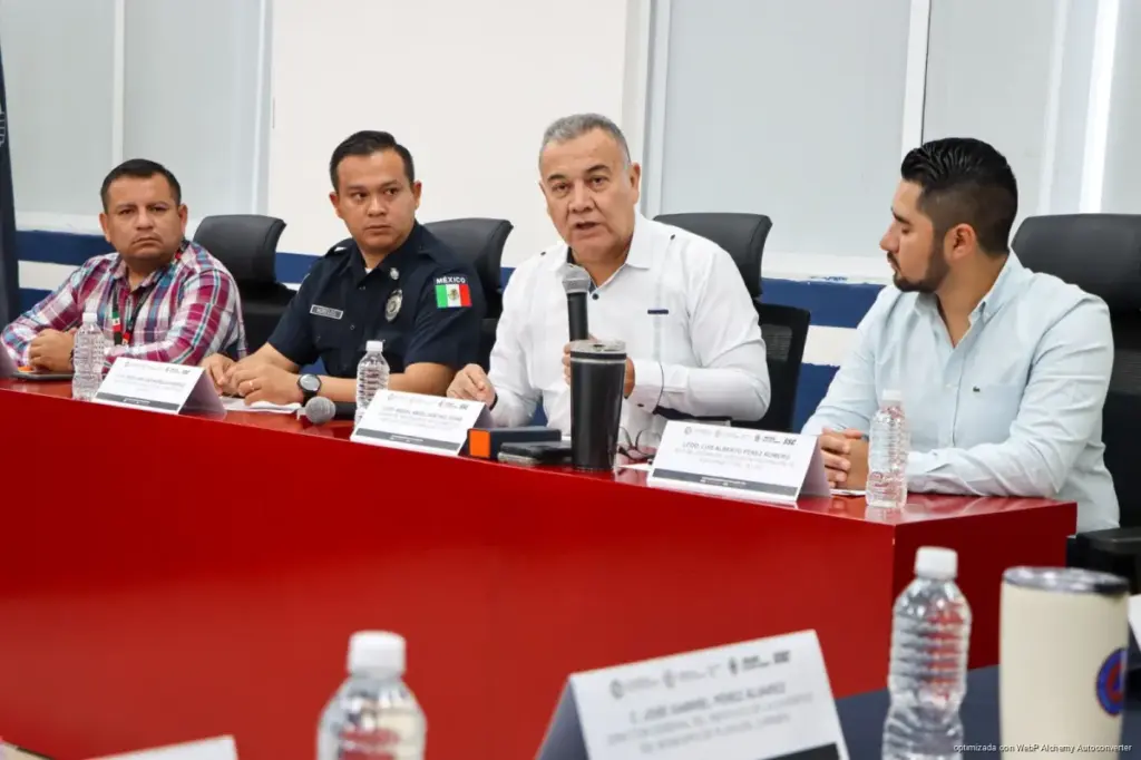 Playa del Carmen refuerza la prevención en escuelas ante riesgos de violencia, adicciones y entorno digital