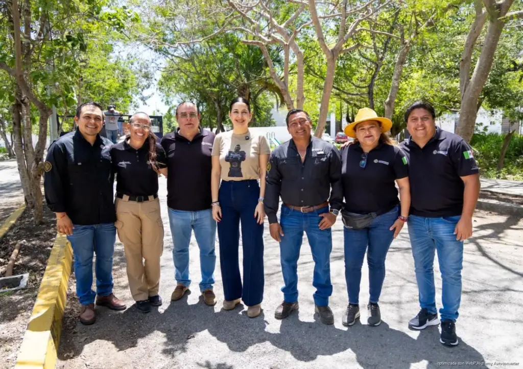 Estefanía Mercado encabeza jornada de servicios públicos en el fraccionamiento Cataluña