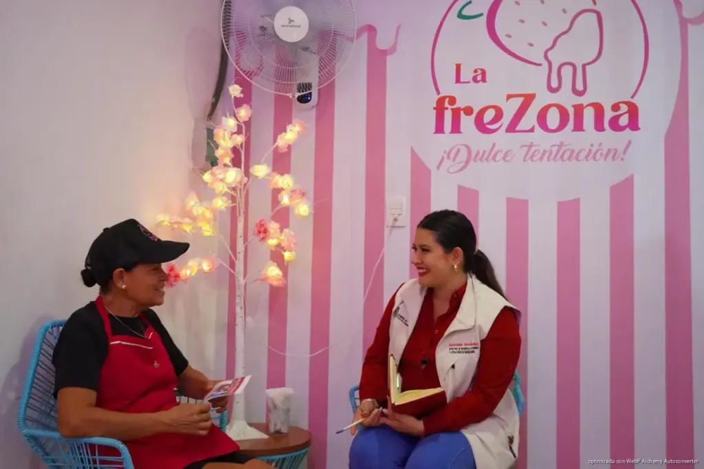 Brigadas de la Transformación impulsan a emprendedores en Playa del Carmen