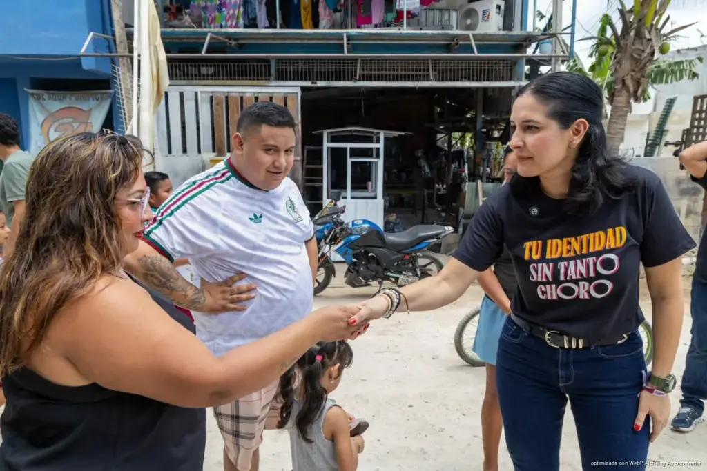 Gobierno municipal lleva trámites de identidad a colonias donde antes no llegaban