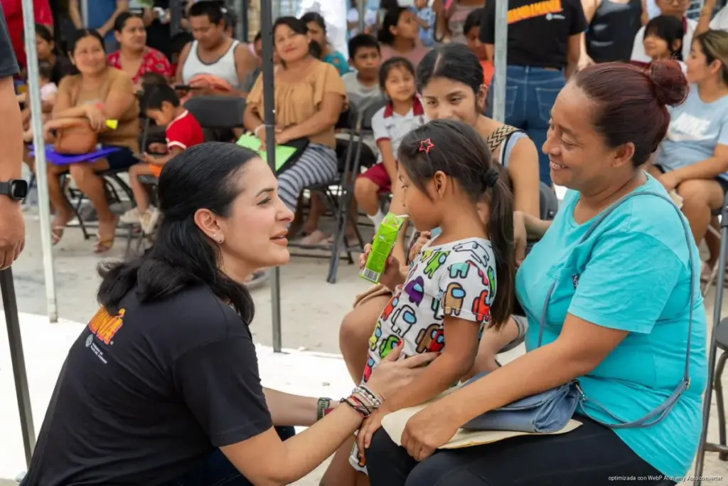 Gobierno municipal lleva trámites de identidad a colonias donde antes no llegaban
