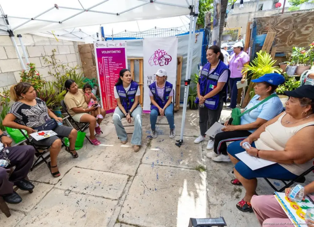 Estefanía Mercado acompaña a las brigadas para prevenir la violencia contra las mujeres