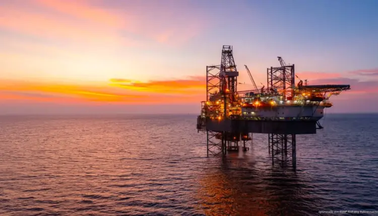 Mercados abren con alza en petróleo y estabilidad en tipo de cambio este 13 de abril