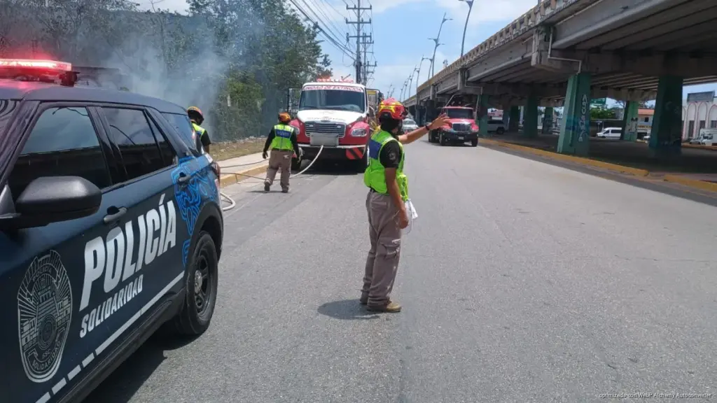 Playa del Carmen intensifica alerta por incendios tras control de dos siniestros sin víctimas