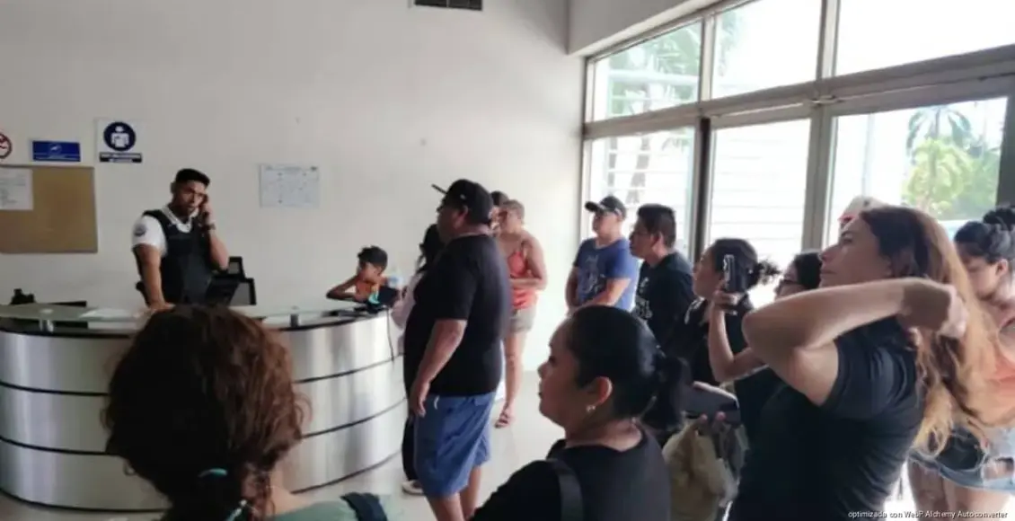 Escalan protestas por apagones en Playa del Carmen tras días de fallas eléctricas