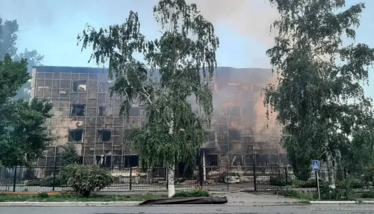 Ataque con drones en residencia estudiantil de Lugansk deja 21 muertos y 63 heridos