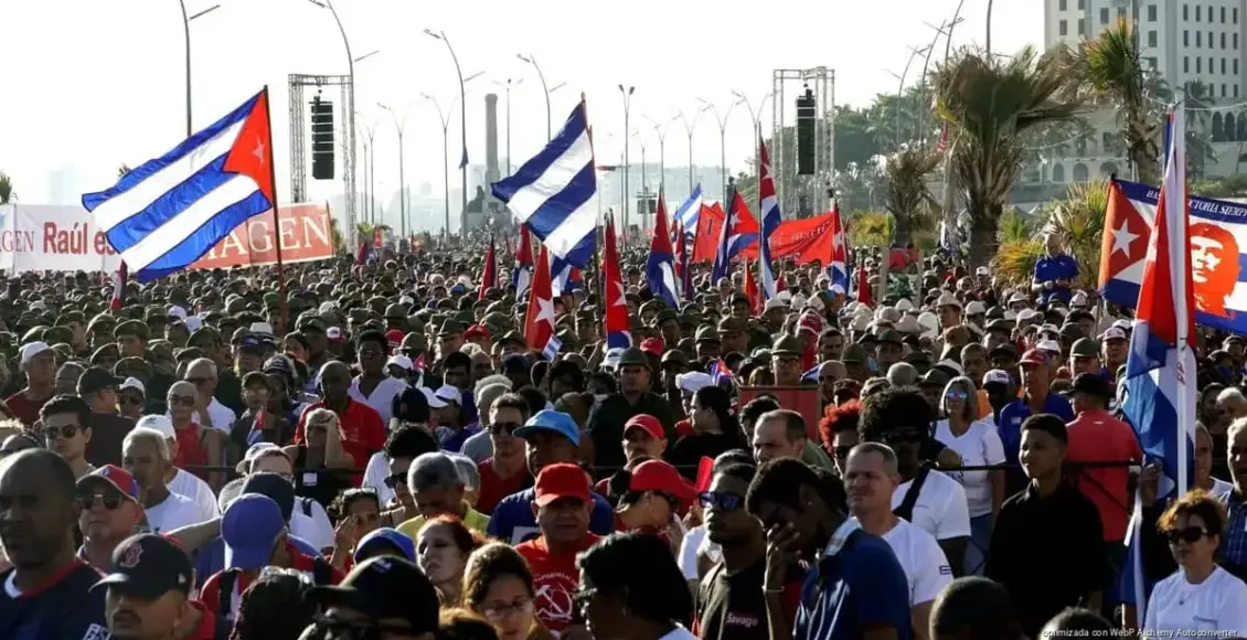 Cuba moviliza a miles en respaldo a Raúl Castro tras acusación de EU