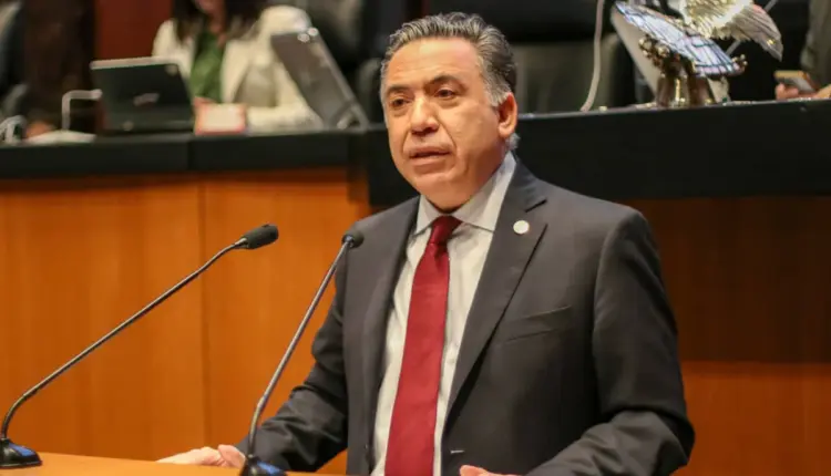 Enrique Inzunza pide licencia al Senado y Morena lo aparta del periodo extraordinario