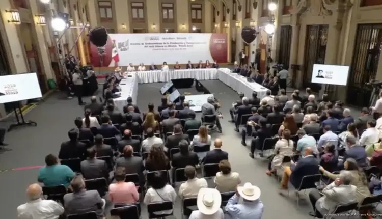 Gobierno acuerda con productores esquema para regular mercado del maíz blanco