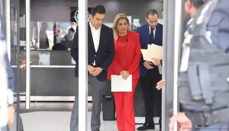Maru Campos acusa a la FGR de fabricar un caso tras citatorio como testigo por operativo ligado a la CIA