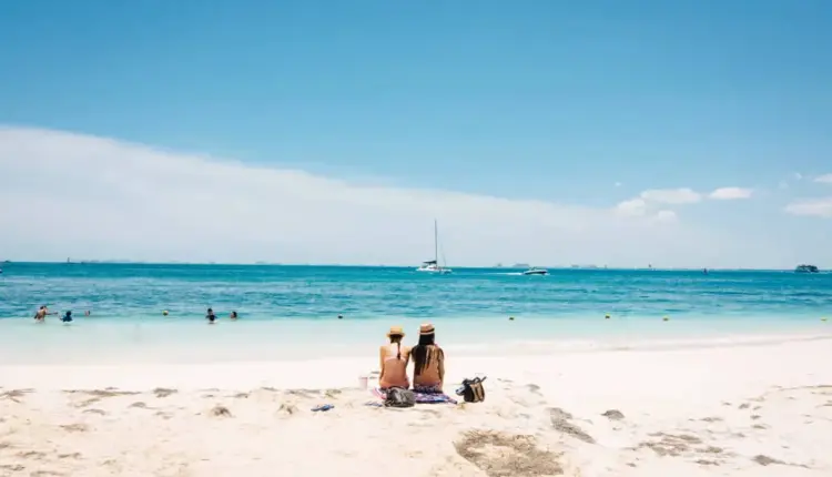 El clima en Quintana Roo este martes estará marcado por el calor extremo y alta radiación UV