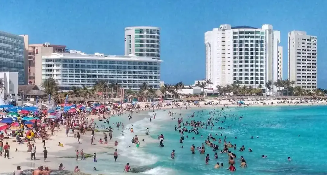 Quintana Roo mantiene alta afluencia turística tras puente de mayo y apuesta por nuevas rutas internacionales