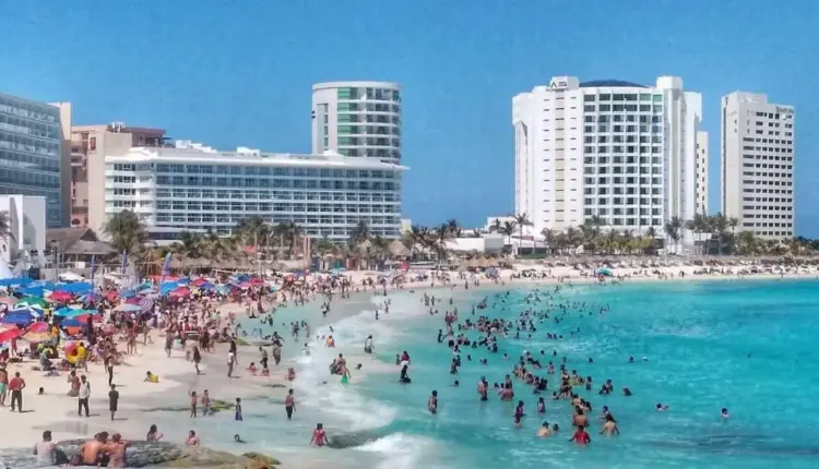 Quintana Roo mantiene alta afluencia turística tras puente de mayo y apuesta por nuevas rutas internacionales
