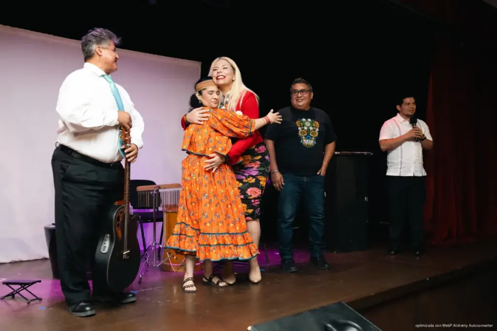 "Entre notas y versos que sanan" confirma el corazón solidario de Playa del Carmen