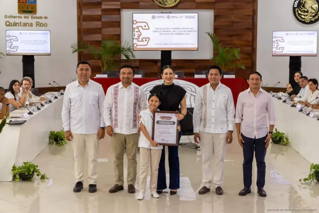 Niñas y niños presentan propuestas durante la instalación del Cabildo Infantil 2026 en Playa del Carmen
