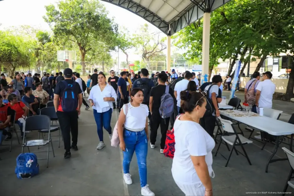 Más de 660 vacantes llegan a Playa del Carmen en nueva jornada de empleo