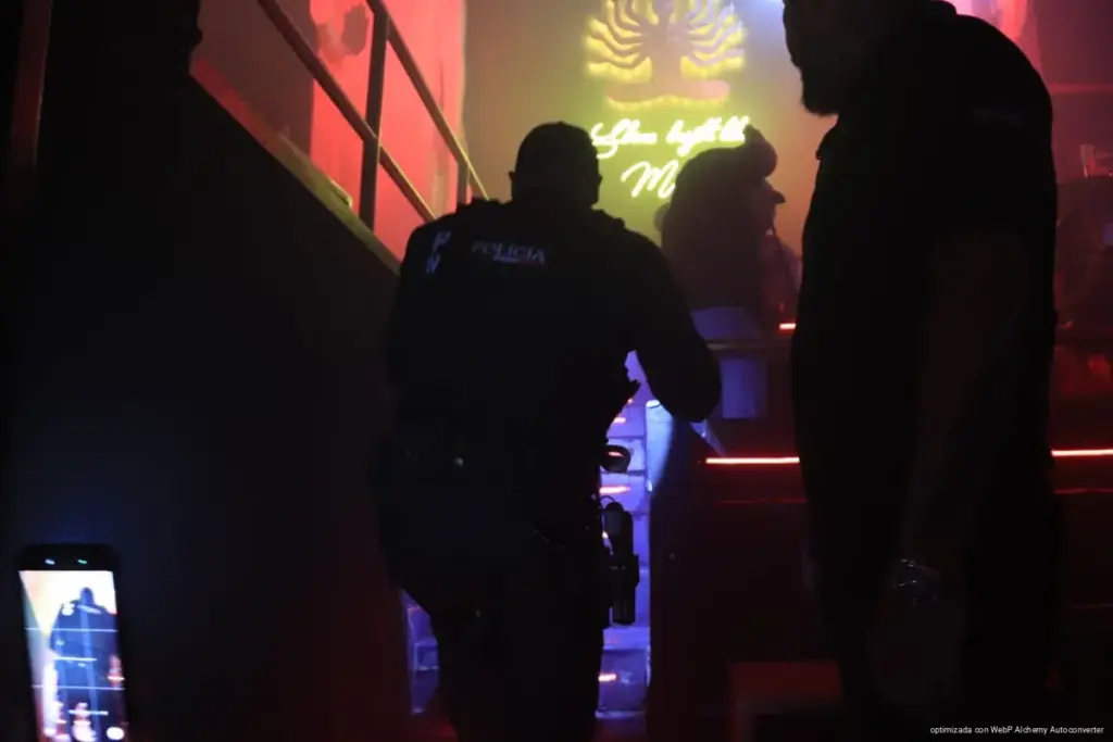 Autoridades refuerzan inspecciones en bares y centros nocturnos de Playa del Carmen