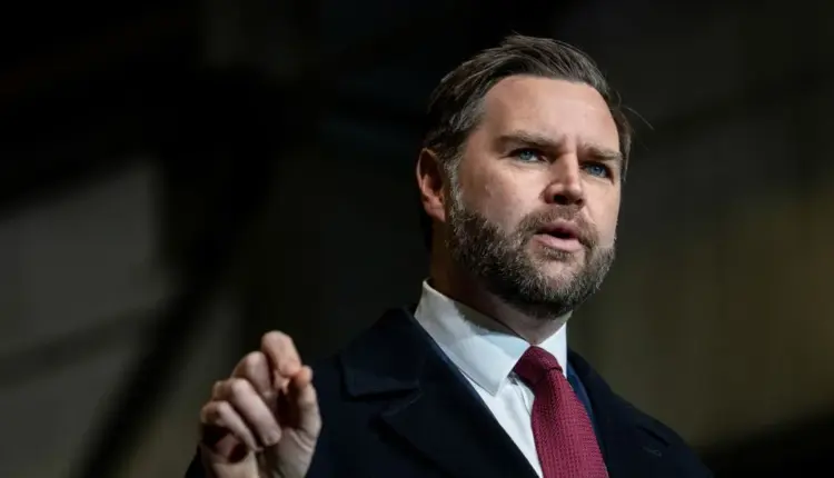 JD Vance mantiene abierta opción de acción militar contra cárteles en México; apuesta por coordinación bilateral