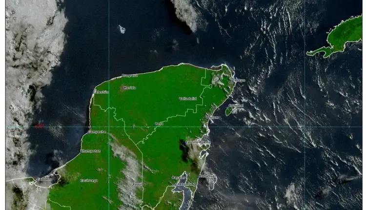 Calor y lluvias aisladas marcarán la jornada en Quintana Roo por paso de onda tropical