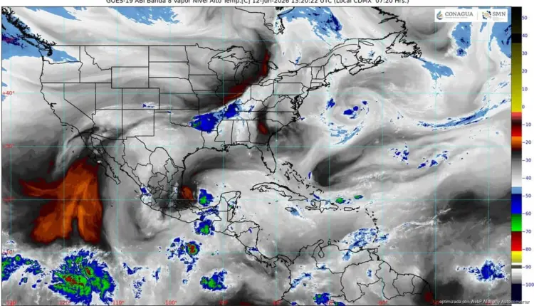 Lluvias y tormentas mantienen bajo vigilancia meteorológica a Quintana Roo
