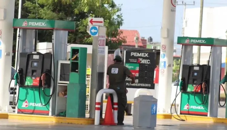 Bacalar registra el precio más bajo de gasolina regular en Quintana Roo