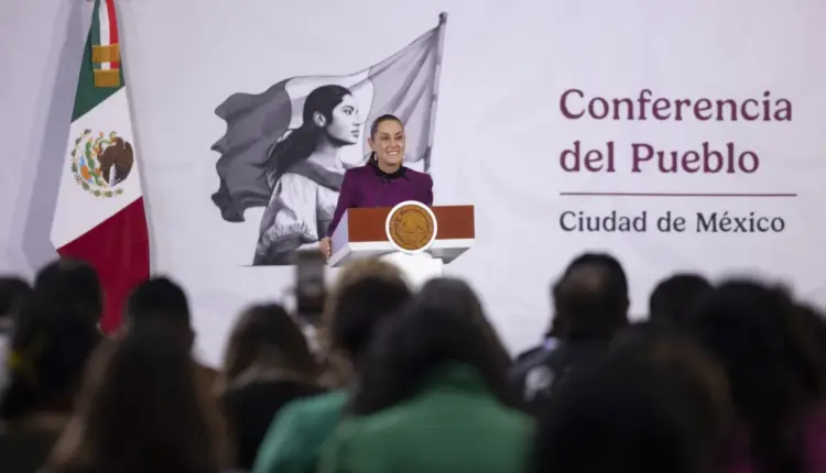 Sheinbaum abre discusión para frenar el consumo digital en menores