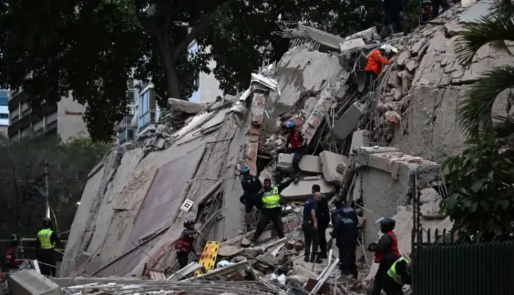 Terremotos de magnitud 7.2 y 7.5 sacuden Venezuela y provocan daños en Caracas