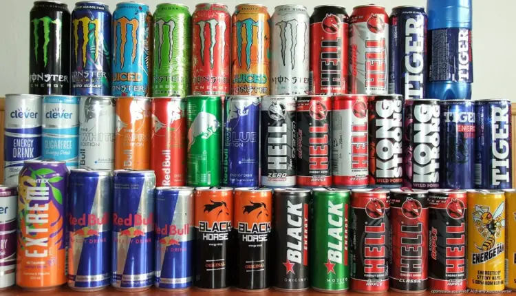 Advierte SEDESA riesgos por bebidas energéticas en la salud de jóvenes