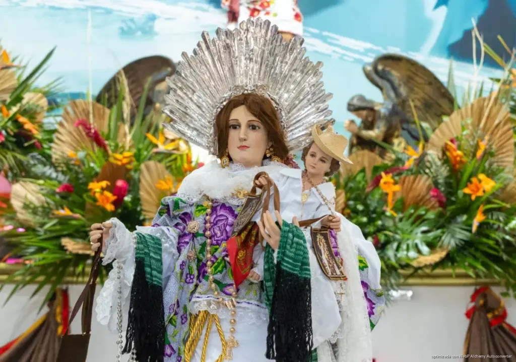 Fiestas de la Virgen del Carmen arrancan con misa y llamado a preservar la identidad playense