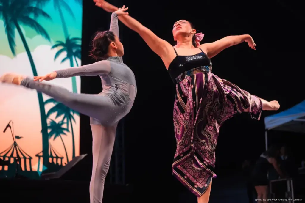 Feria del Carmen 2026 reúne talento local y miles de asistentes en Playa del Carmen