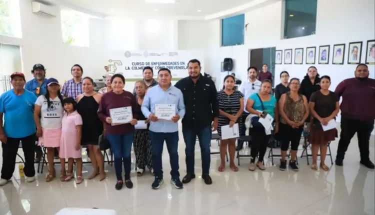Capacitan a productores de Playa del Carmen para prevenir enfermedades en las colmenas