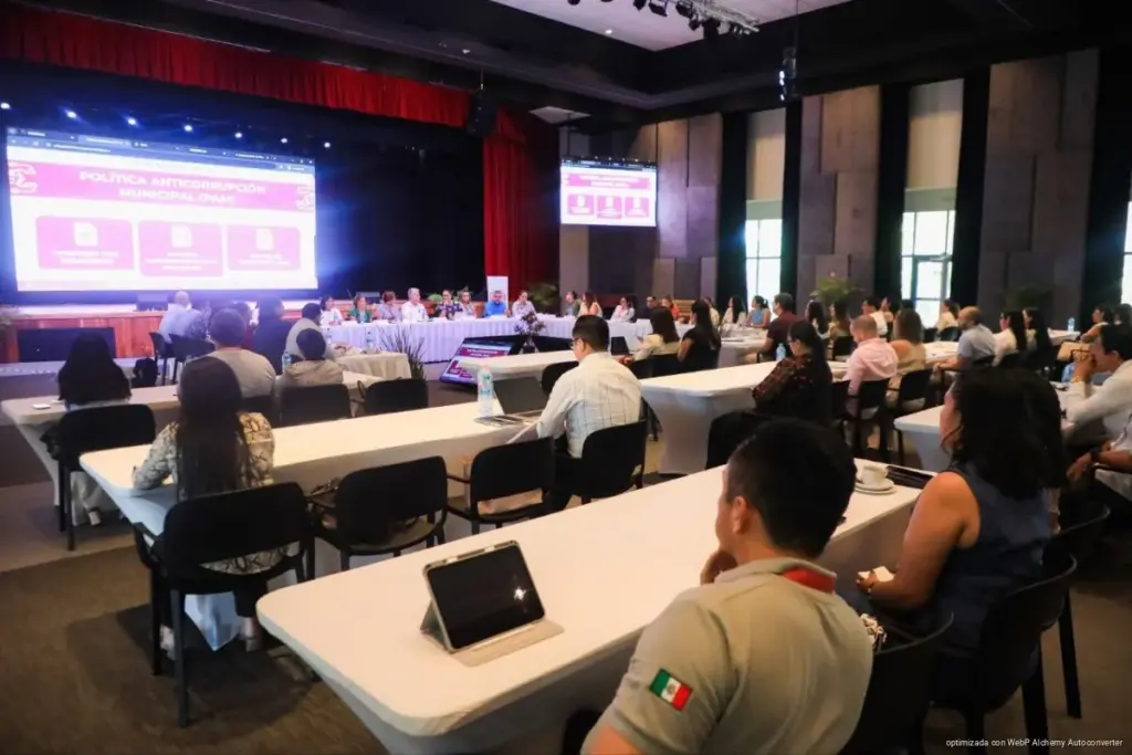 Playa del Carmen reúne a contralores para fortalecer la fiscalización y prevenir la corrupción