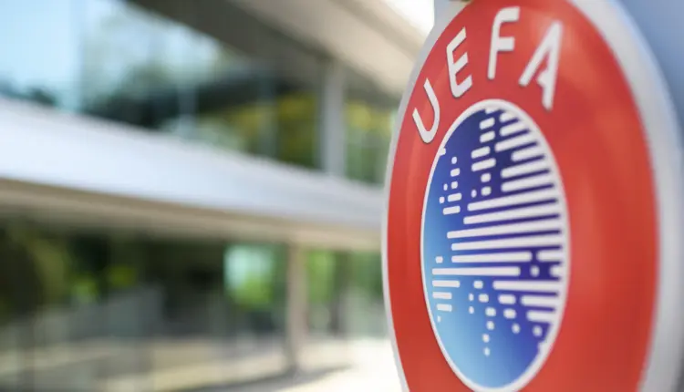 UEFA contempla demanda contra la FIFA por el intento de privatización del Mundial