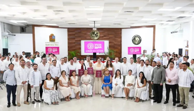 Estefanía Mercado presenta glosa con resultados de seguridad, obra pública y atención social en Playa del Carmen