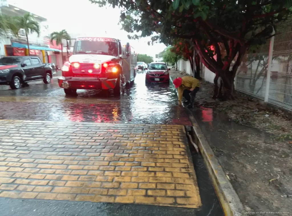 Gobierno de Estefanía Mercado mantiene activo el Operativo Tormenta para proteger a la ciudadanía