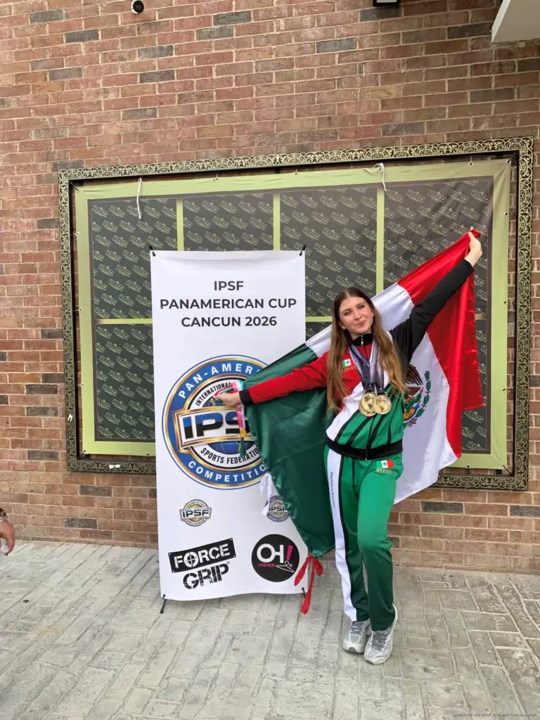 Ramona Zakharova gana tres oros para México en Panamericano de deportes aéreos