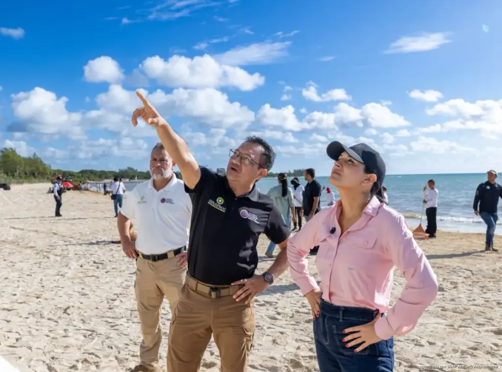 Para reforzar vigilancia en la costa, Playa 72 estrena torre guardavidas