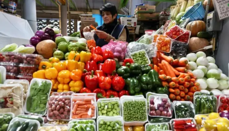 Canasta alimentaria urbana aumenta 4.5% anual y supera la inflación de agosto