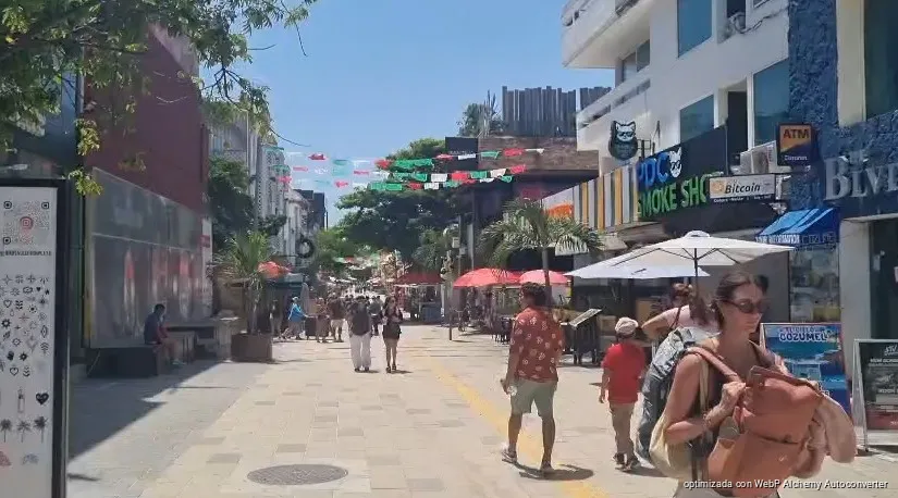 Nuevos restaurantes preparan su llegada a la Quinta Avenida pese a la baja afluencia