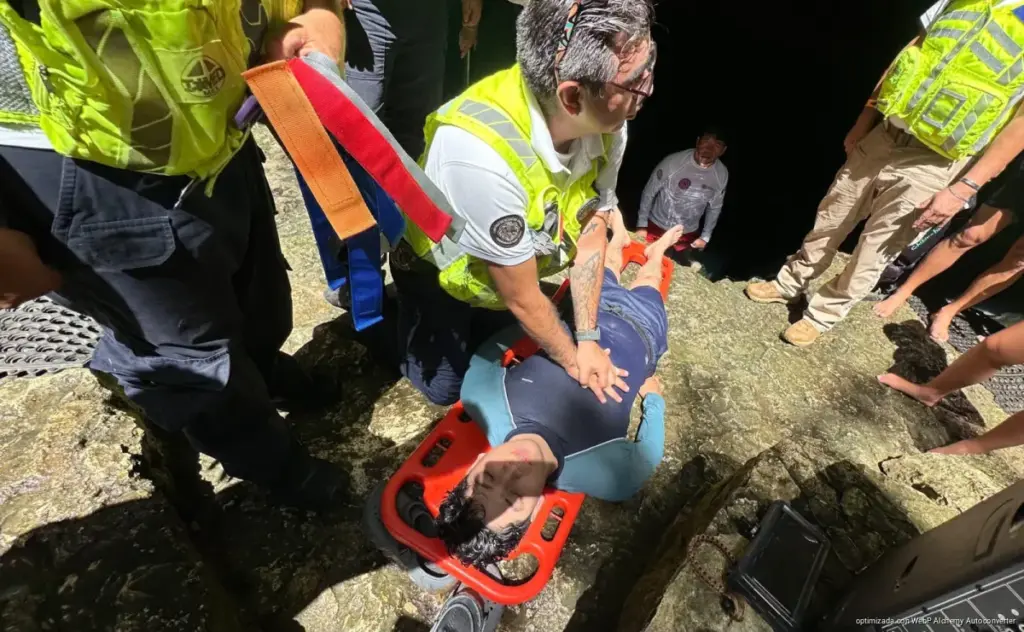 Gobierno de Estefanía Mercado impulsa preparación de jóvenes para atender emergencias