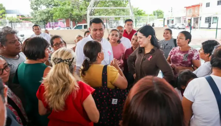 Estefanía Mercado recorre Nueva Creación y atiende demandas de vecinos en Playa del Carmen