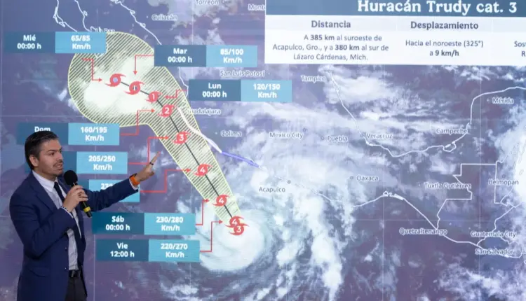 Huracán Trudy categoría 4 amenaza a México con lluvias intensas y Claudia Sheinbaum ordena evacuar hacia refugios temporales